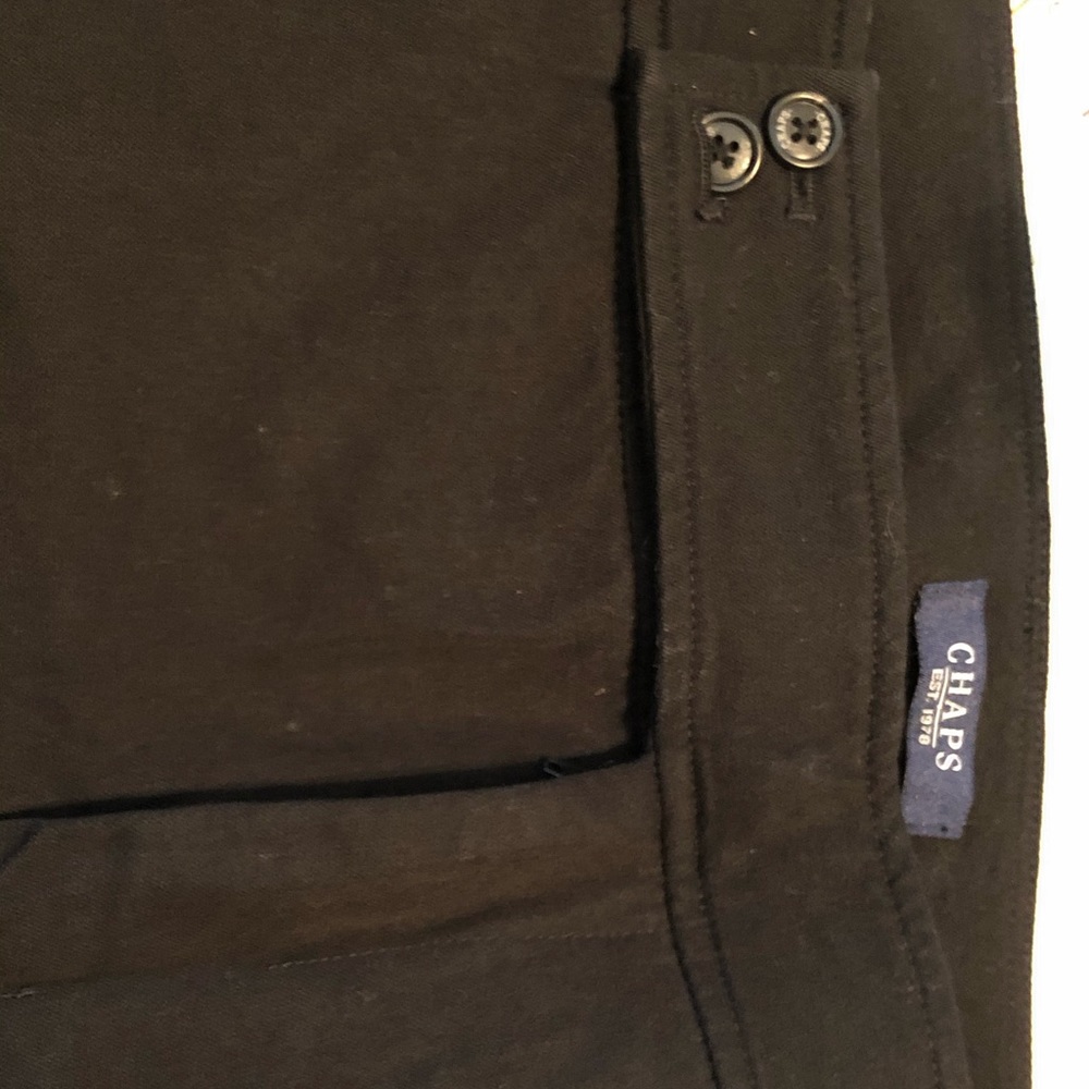 Black crop pants